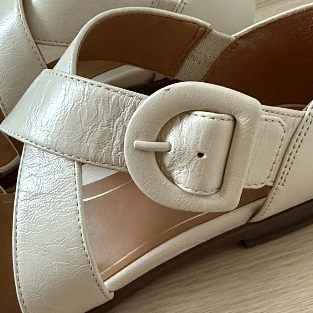 Vionic Pacifica Women's Leather Sandals, Cream Strappy Flats, Size 8 - Picture 4 of 12